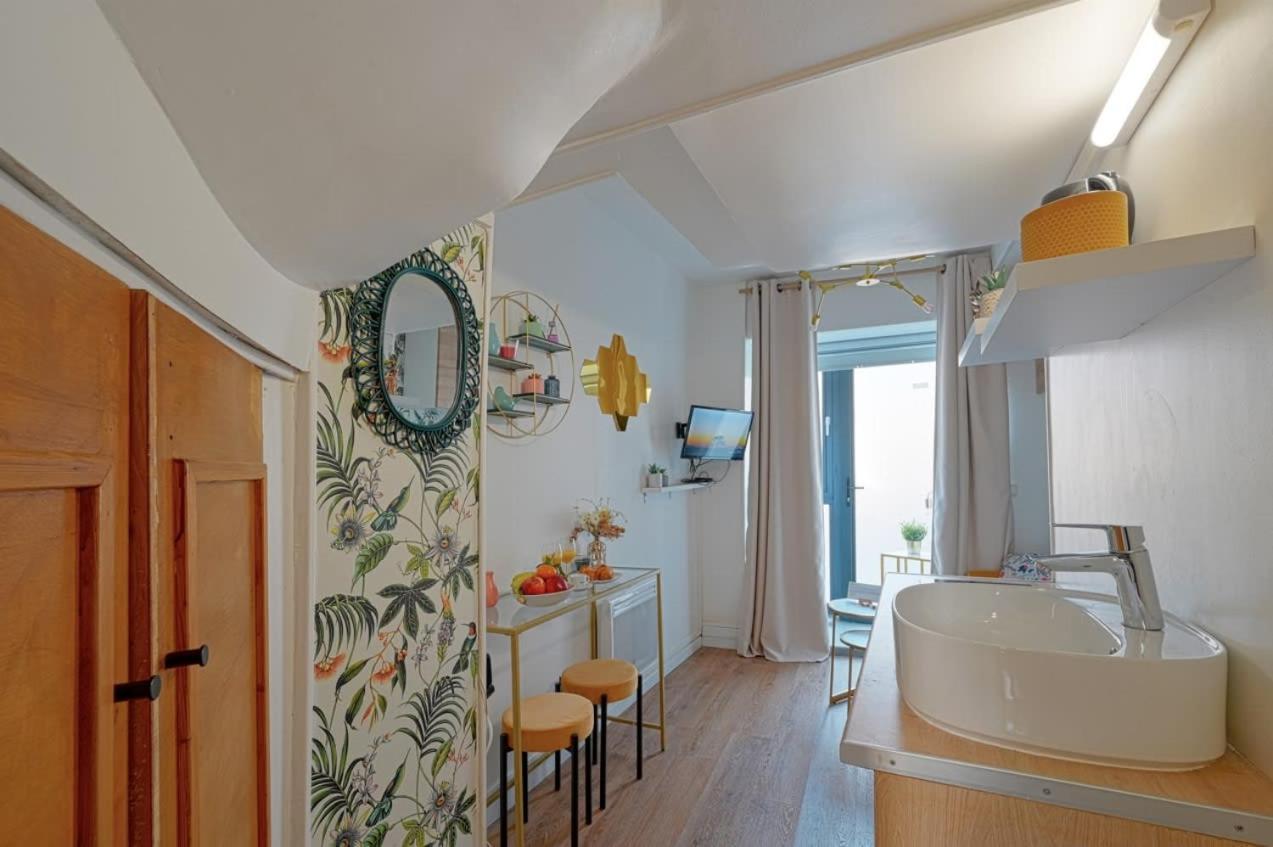 Cosy Renovated Studio In Heart Of Marais, Best Area To Discover In Paris Daire Dış mekan fotoğraf