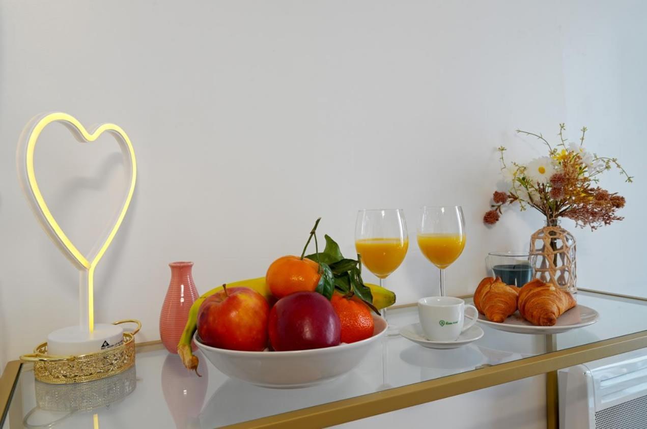 Cosy Renovated Studio In Heart Of Marais, Best Area To Discover In Paris Daire Dış mekan fotoğraf